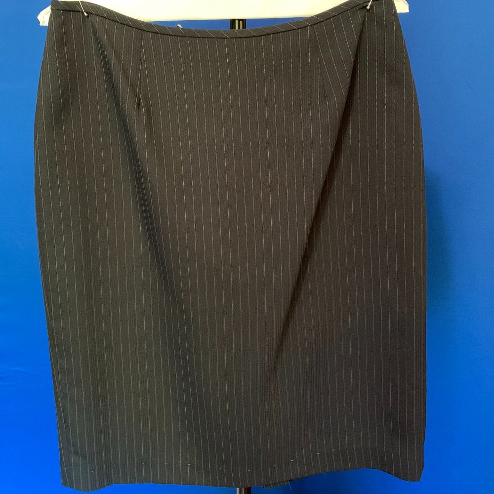 LIZ CLAIBORNE SUIT SKIRT BLUE PINSTRIPE Sz 8